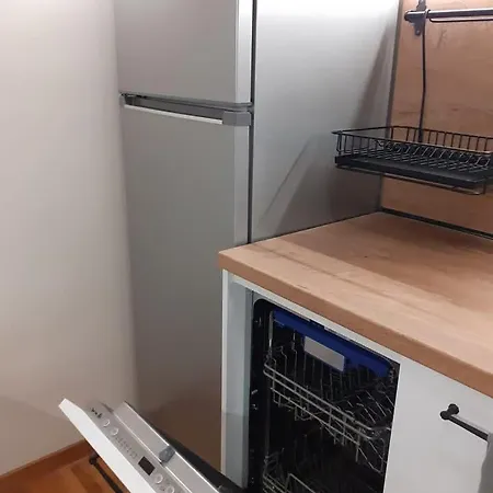 דירה Statevi Guest 1 *