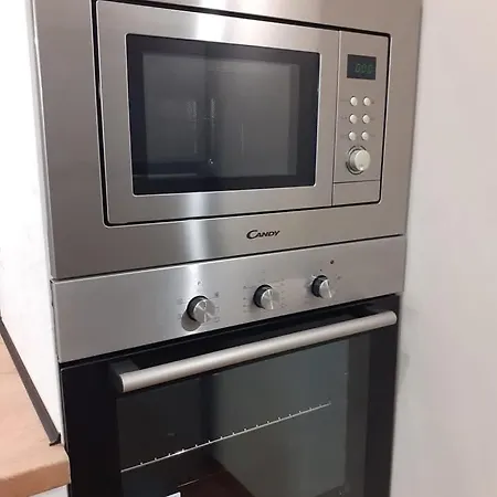 Apartamento Statevi Guest 1 *